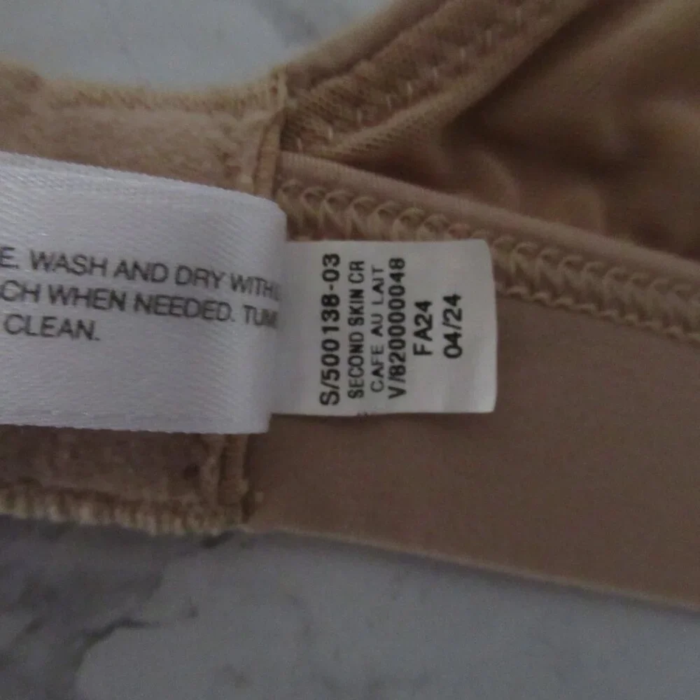 Gap Body Bra S Small Bralette Beige Tan Wireless Wire Free Back Closure‎